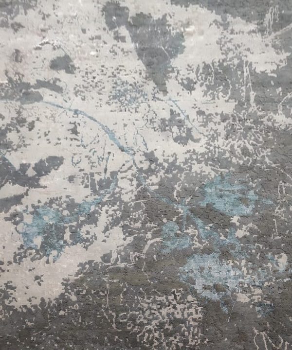 Modern Ayibatonye Wool Silk Rug