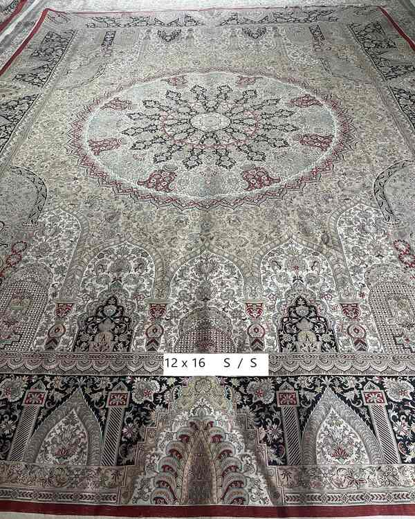 Prestigious old shiloh oriental rug in size 12x16 feet in cream black colour