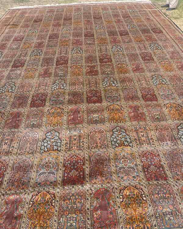 Prestigious old soleil oriental rug in size 12x18 feet in red ivory colour