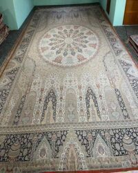 Prestigious old sunny oriental rug in size 16x24 feet in ivory black colour
